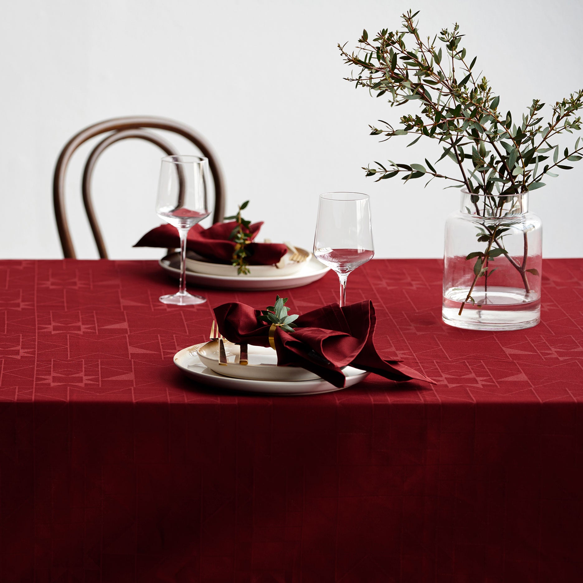 Dug dia160 Star Damask Red